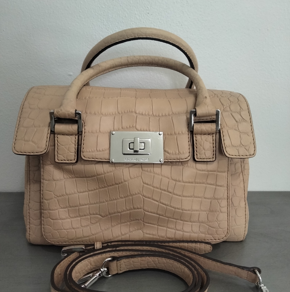 Michael kors women's purse